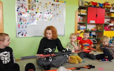 Skrzaty poznają sporty zimowe