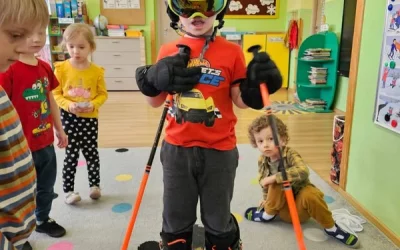 Skrzaty poznają sporty zimowe