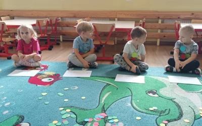 Dzień Kropki u Smerfów