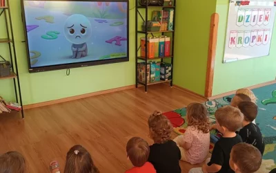 Dzień Kropki u Smerfów