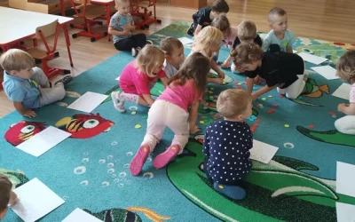 Dzień Kropki u Smerfów