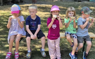 Motylki zwiedzają Zagrodę Sitarską