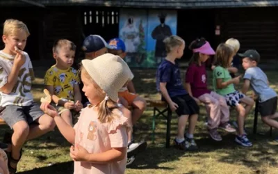 Motylki zwiedzają Zagrodę Sitarską