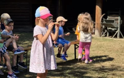 Motylki zwiedzają Zagrodę Sitarską