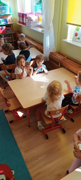 Smerfy w warzywniaku