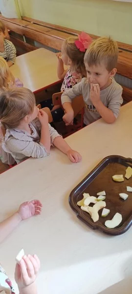 Smerfy w warzywniaku