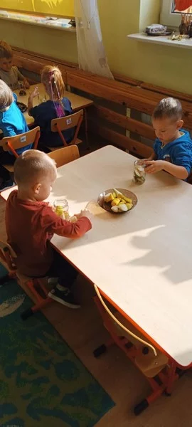 Smerfy w warzywniaku