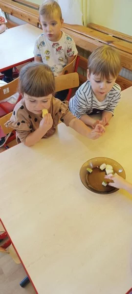 Smerfy w warzywniaku