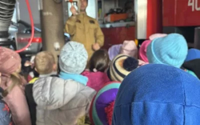 Zwiedzanie Straży Pożarnej przez grupę „Liski”