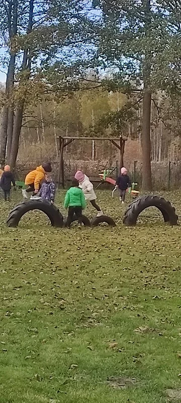 "Motylki" i "Skrzaty" na wycieczce w Doboszówce