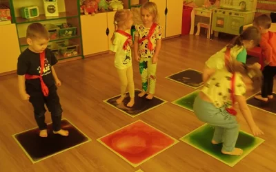Zajęcia sensoryczne w grupie Smerfy