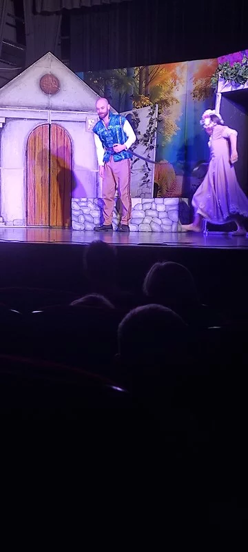 SKRZATY i SMERFY na spektaklu pt. "Roszpunka"