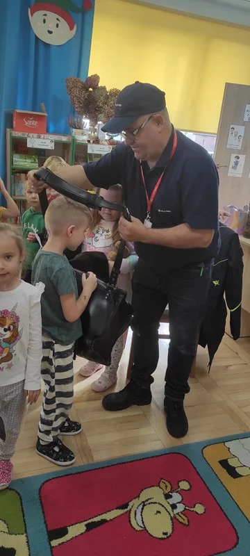 LISTONOSZ z wizytą u SKRZATÓW