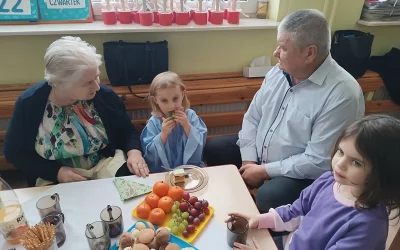 Dzień Babci i Dziadka w grupie "Smerfy"