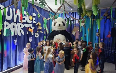 Bal karnawałowy (Al. 400-lecia)