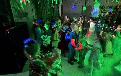 Bal karnawałowy (Al. 400-lecia)